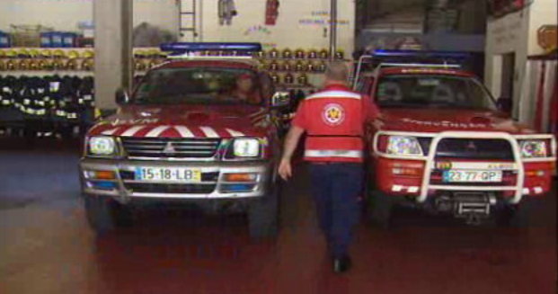 Bombeiros com falta de meios humanos