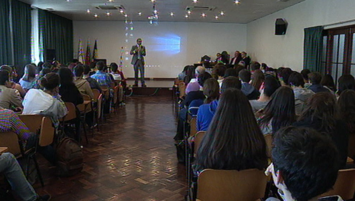 Conferência na escola Francisco Franco