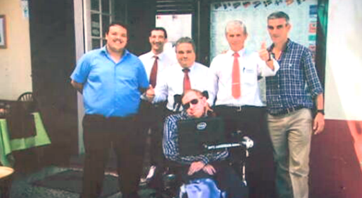 Recordação das visitas à Madeira do cientista Stephen Hawking