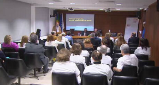 Conferência médica no Funchal