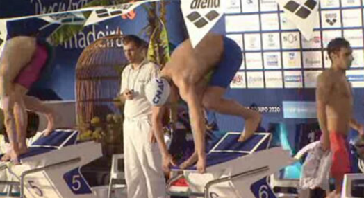 João Castro campeão nacional júnior em natação
