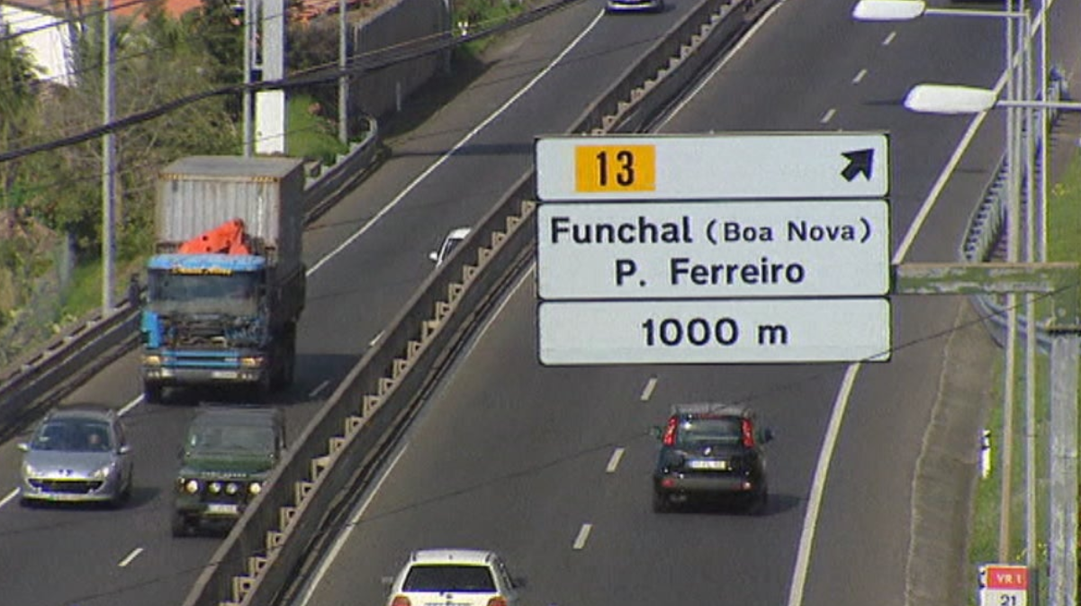 Tacógrafos nos veículos pesados