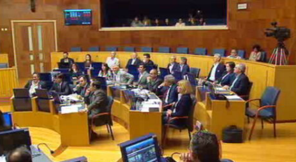 Insígnia para Alberto João Jardim