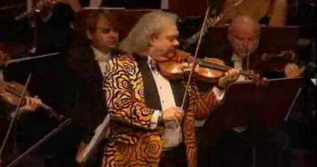 Concerto do violinista Roby Lakatos