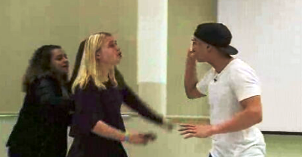 Violência no namoro