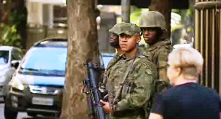 Exército nas ruas do Rio de Janeiro