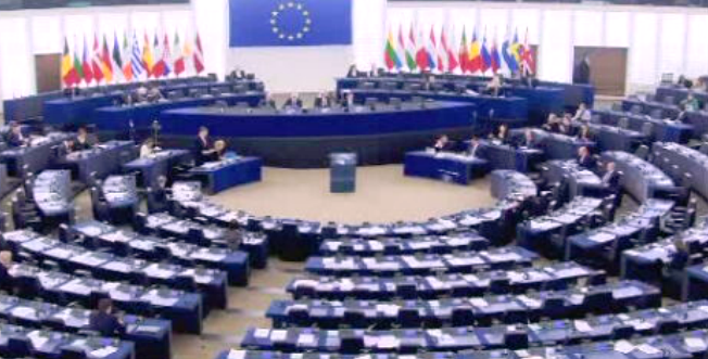 PE debate situação da Grécia