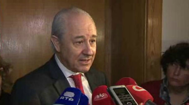 Polémica sobre o apoio às Artes