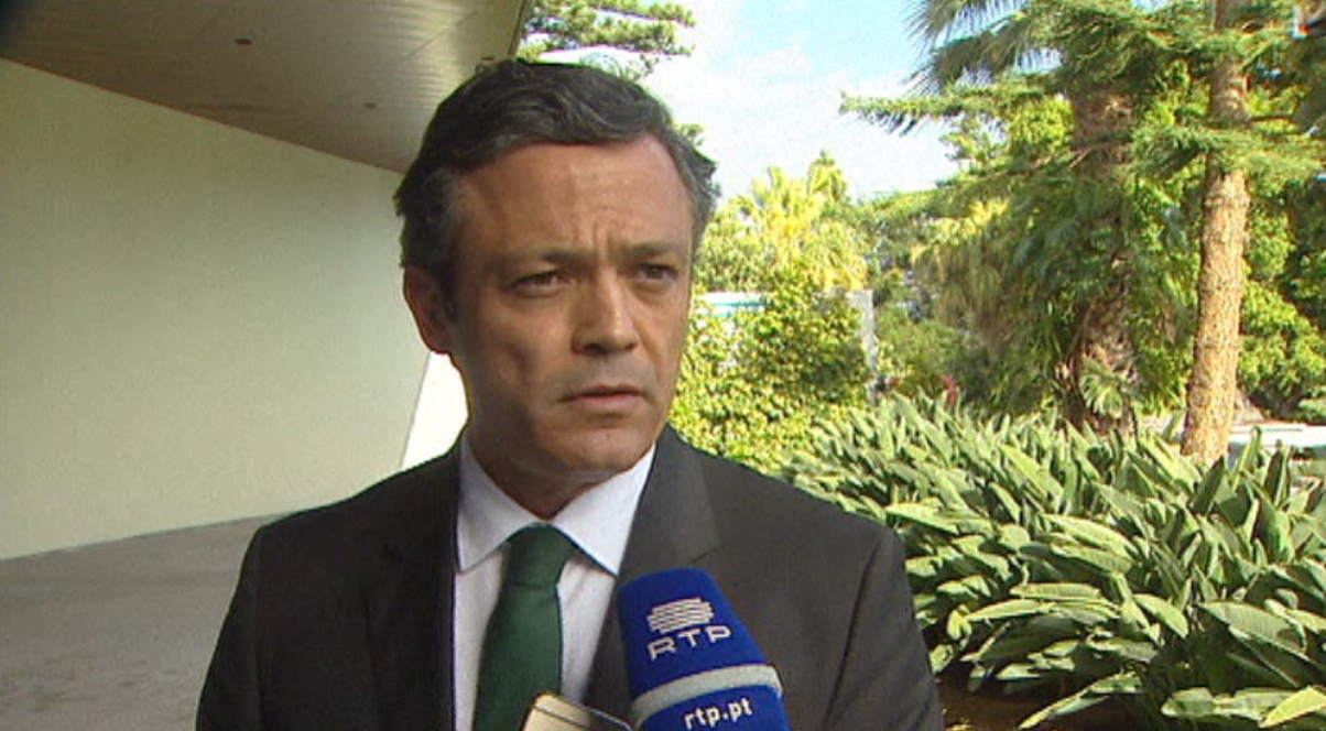 Cancelamento de voos para a Madeira