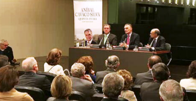 “Quinta-Feira e Outros Dias” de Cavaco Silva