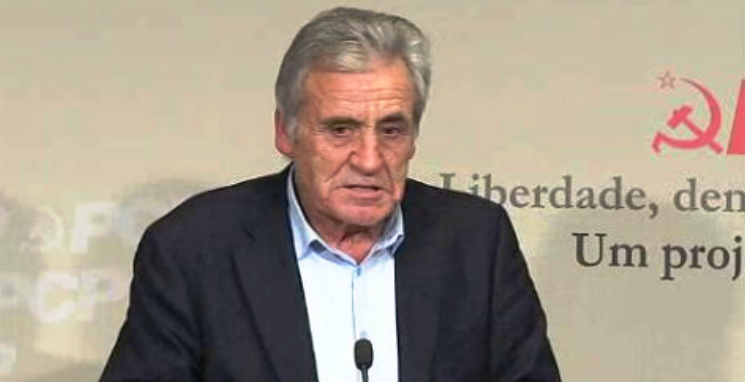 Reação do PCP à Descentralização