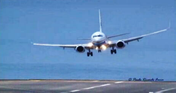Vento forte no aeroporto da Madeira