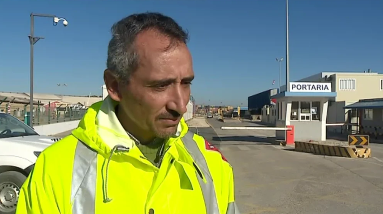 Nuvem de dióxido de enxofre sobre Setúbal