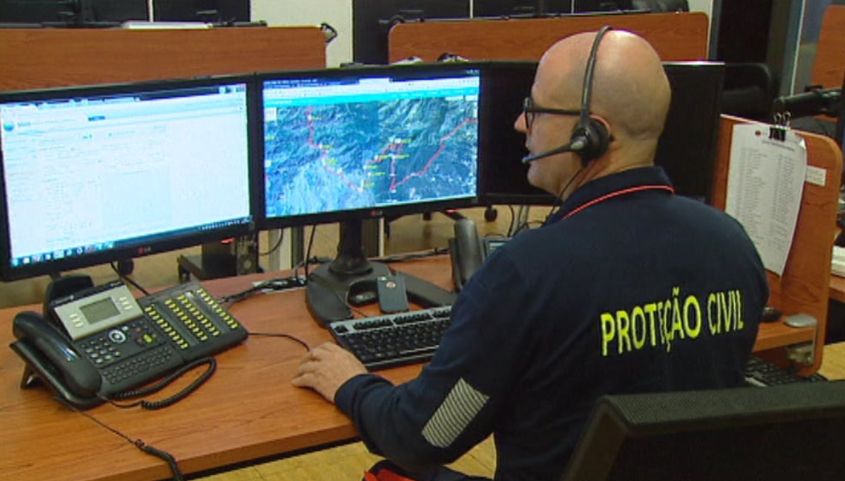 Pedro Calado visita Proteção Civil