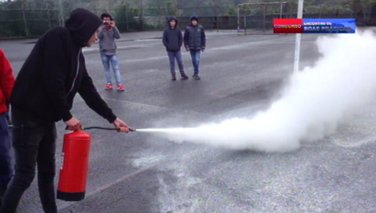 Segurança na escola e em casa