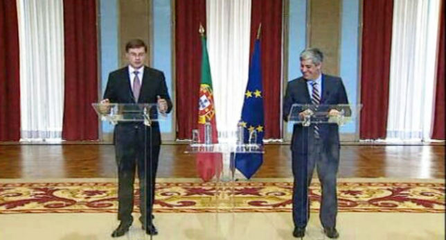 Conferência de imprensa no Ministério das Finanças