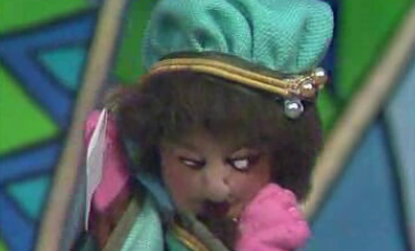 O Rei Reinadio e a Rainha Macambuzia