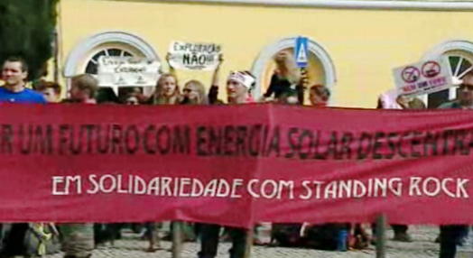 Manifestação contra prospeção petrolífera