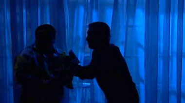 Nós os Ricos – Episódio 9, Parte II