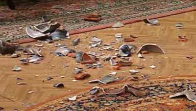 Nós os Ricos – Episódio 11, Parte I