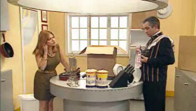 Nós os Ricos – Episódio 1, Parte I