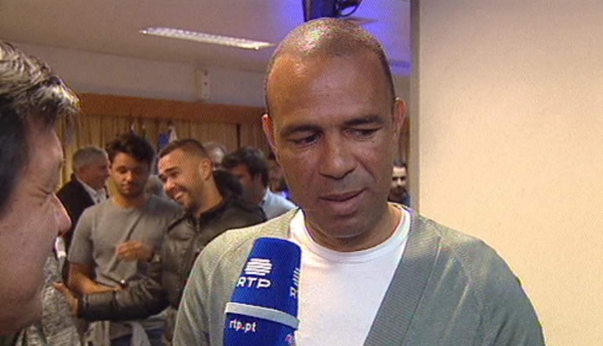 Futebol: novo treinador do Nacional