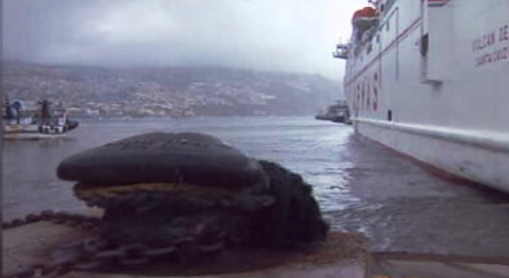 Ligação marítima entre a Madeira e o continente