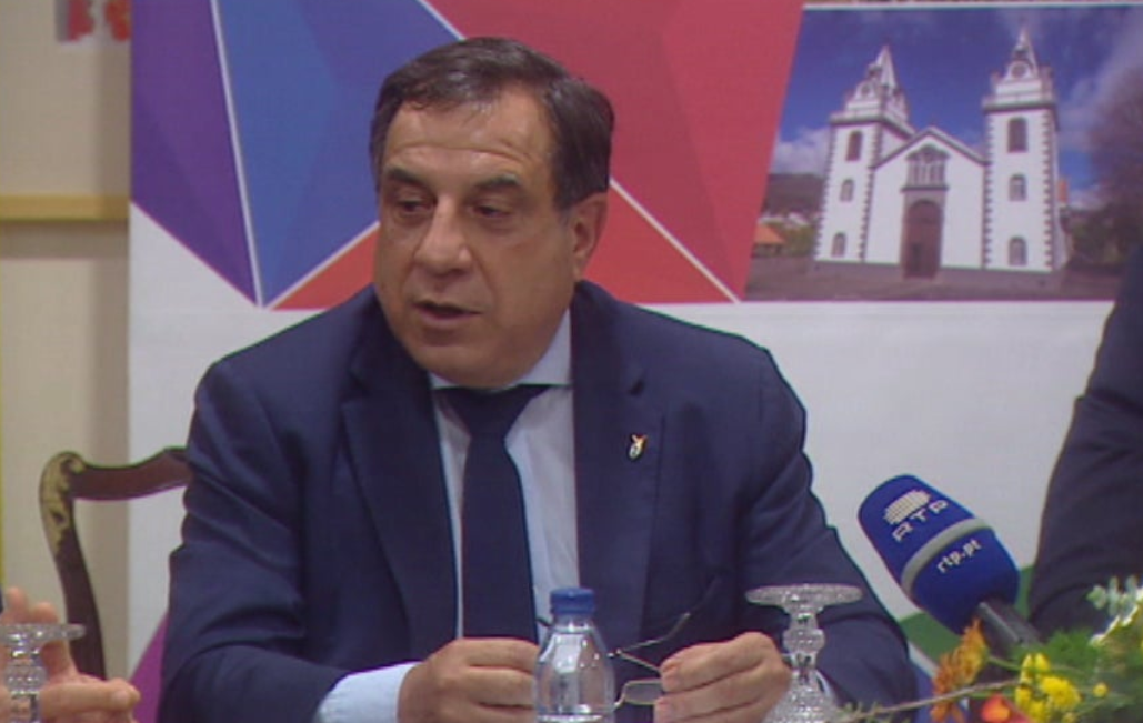 Automobilismo: apresentação do rali da Calheta