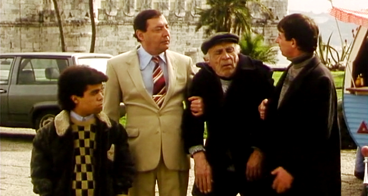 Ladrão que Rouba a Anão Tem Cem Anos de Perdão