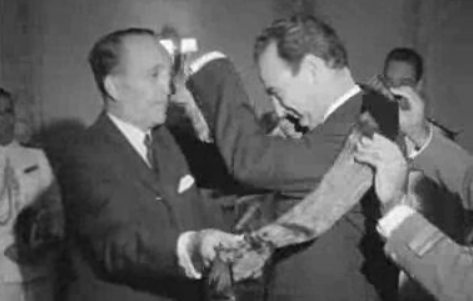 Condecoração do General Michel Fourquet