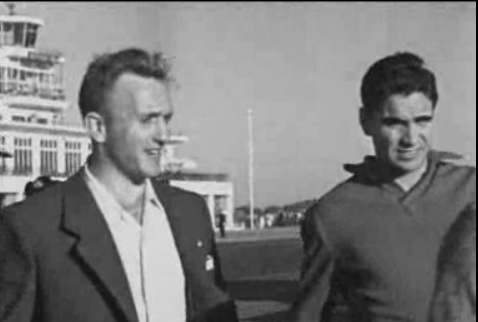 Futebolistas no aeroporto