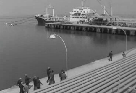 Visita ao navio-tanque “Fogo”