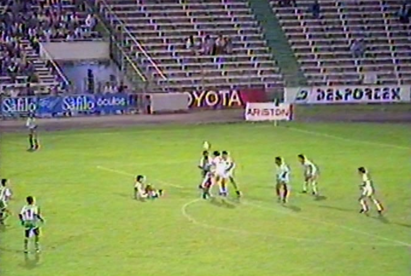 Futebol: Vitória de Setúbal vs Universidade do México