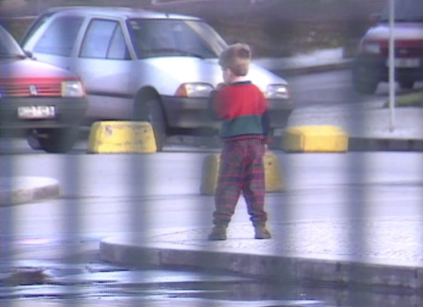 Bebé internado de urgência