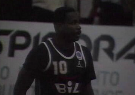 Basquetebol: Ovarense vs Beira Mar