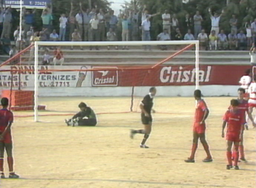 Futebol: União de Santarém vs Águeda