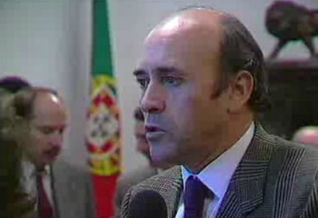 Futebol: Silas renova com o Sporting