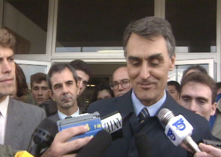 Cavaco Silva apresenta pacote de medidas