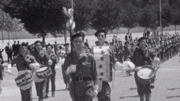 Juramento de bandeira de legionários em Barcelos
