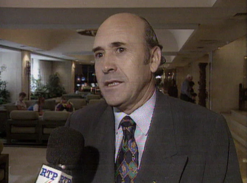 Futebol: transferência de Balakov