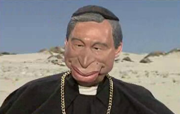 Santo Toneca aos Peixes