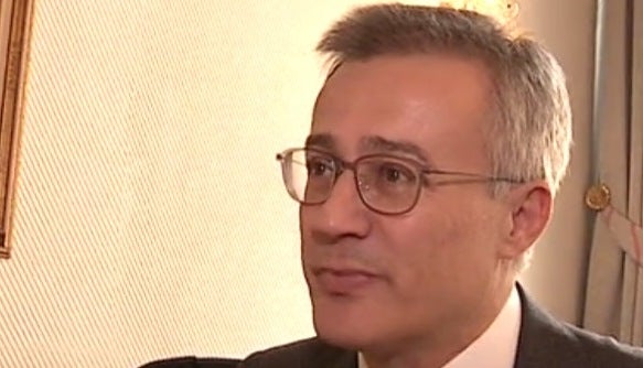 Sim, Senhor Ministro