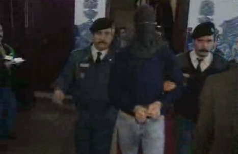 Homicida argelino em tribunal