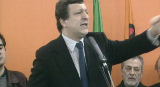 Durão Barroso critica adversários