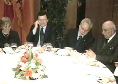 Durão Barroso recolhe apoios