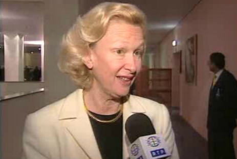 Nicole Fontaine ameaçada