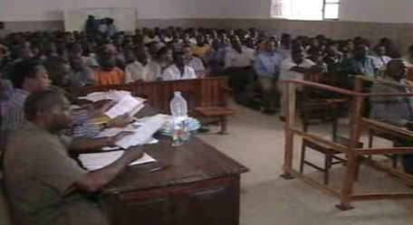 Ministros da Guiné em tribunal