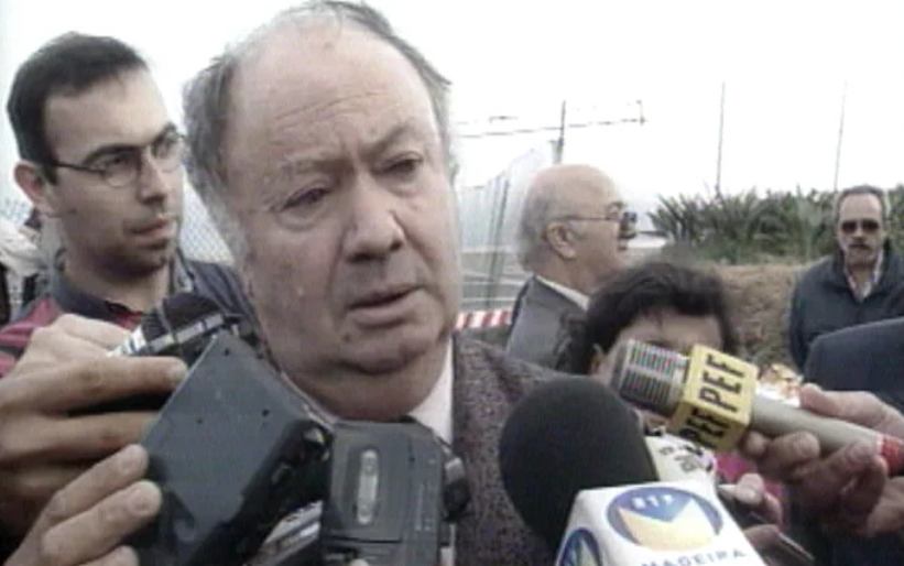 Alberto João Jardim defende Mário Soares