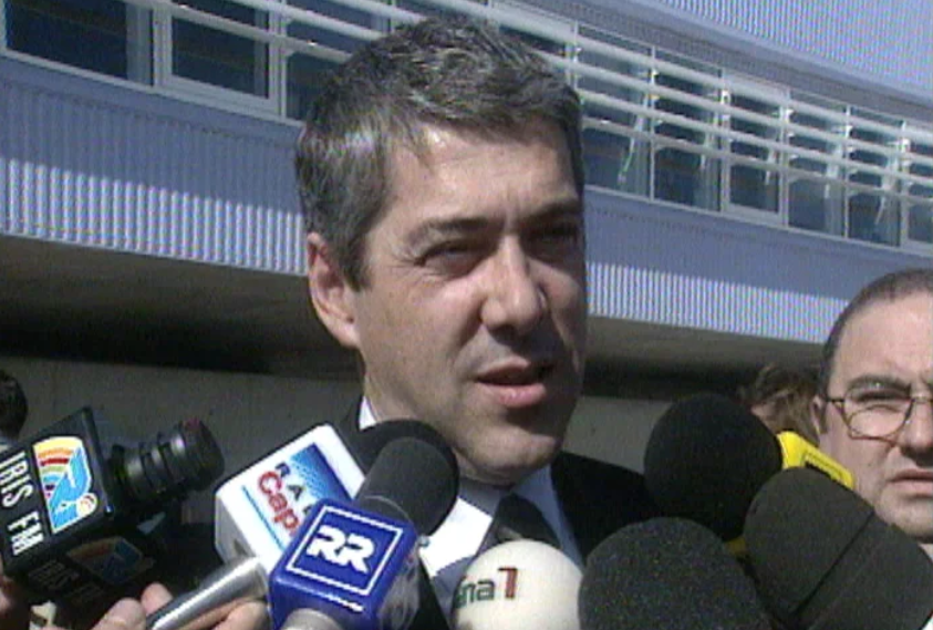 Governo promete acabar com as lixeiras