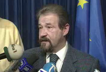 Gilberto Madaíl apoia Durão Barroso